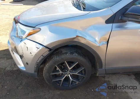 2018 Toyota Rav4 Se из США, поврежденный, VIN JTMNFREV5JJ190953